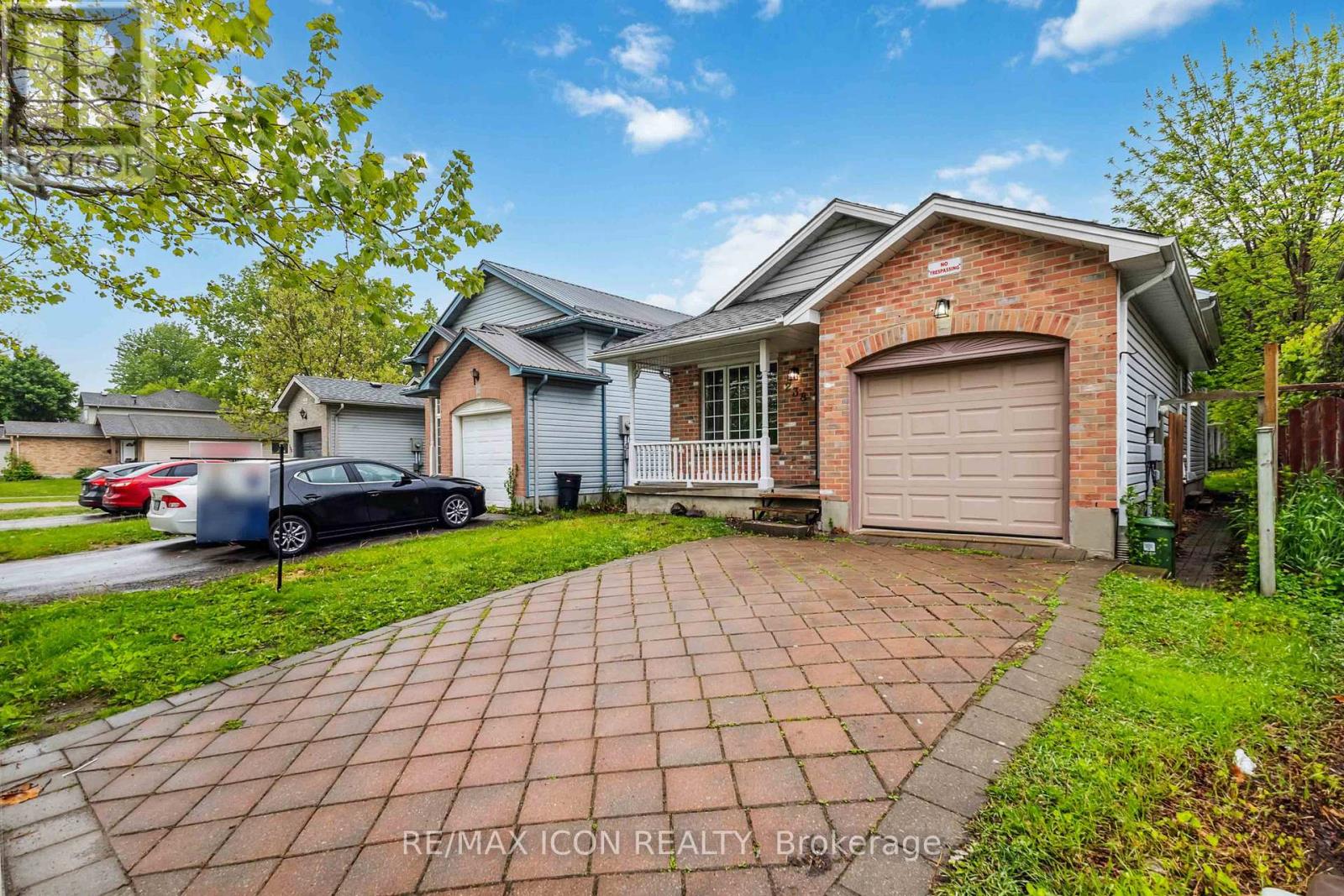 238 Fleming Drive, London East, Ontario  N5V 4Y9 - Photo 4 - X12185112