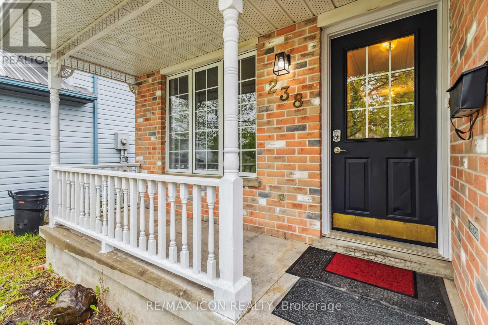 238 Fleming Drive, London East, Ontario  N5V 4Y9 - Photo 5 - X12185112