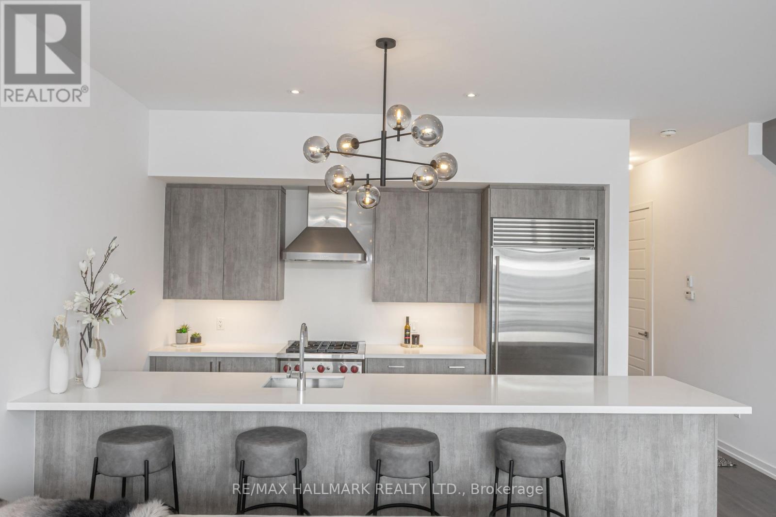3712 Ferretti Court, Innisfil, Ontario  L9S 0N6 - Photo 16 - N12106611