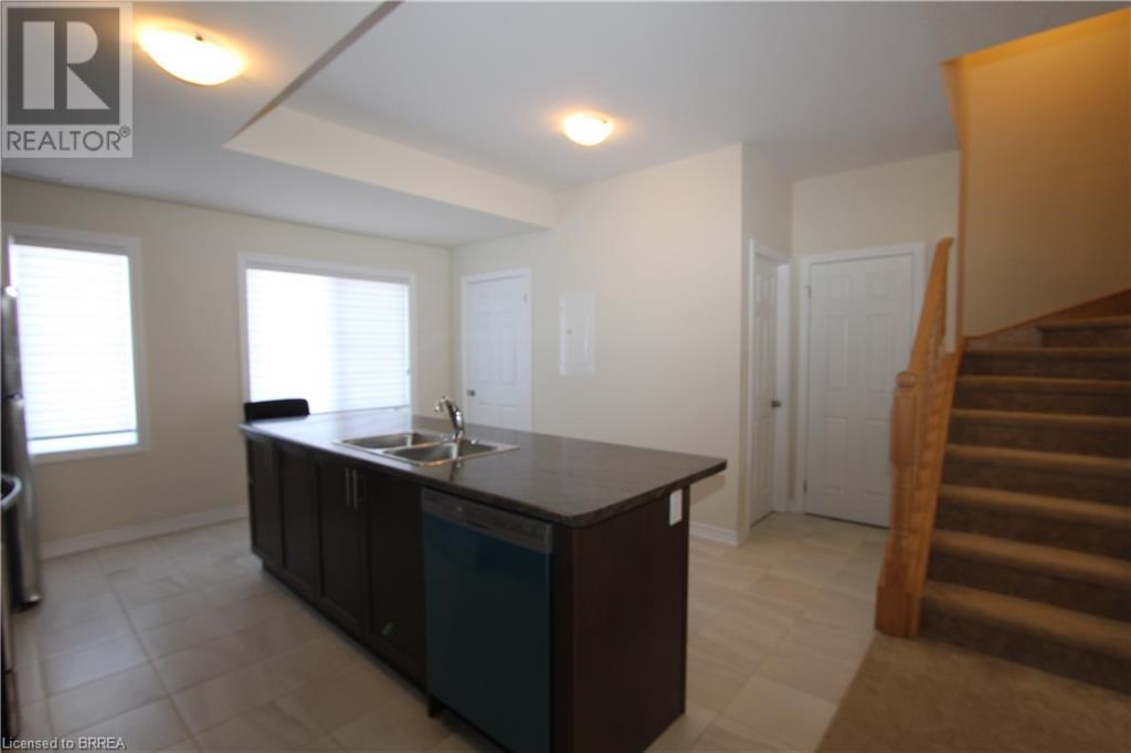 677 Park Road N Unit# 13, Brantford, Ontario  N3R 0A2 - Photo 10 - 40735676