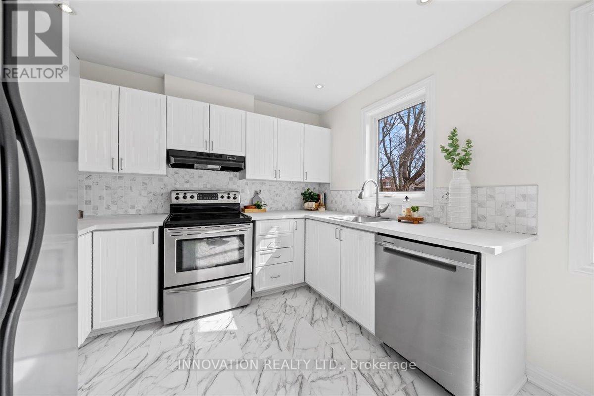 B - 36 Dufferin Road, Ottawa, Ontario  K1M 2A8 - Photo 8 - X12185077