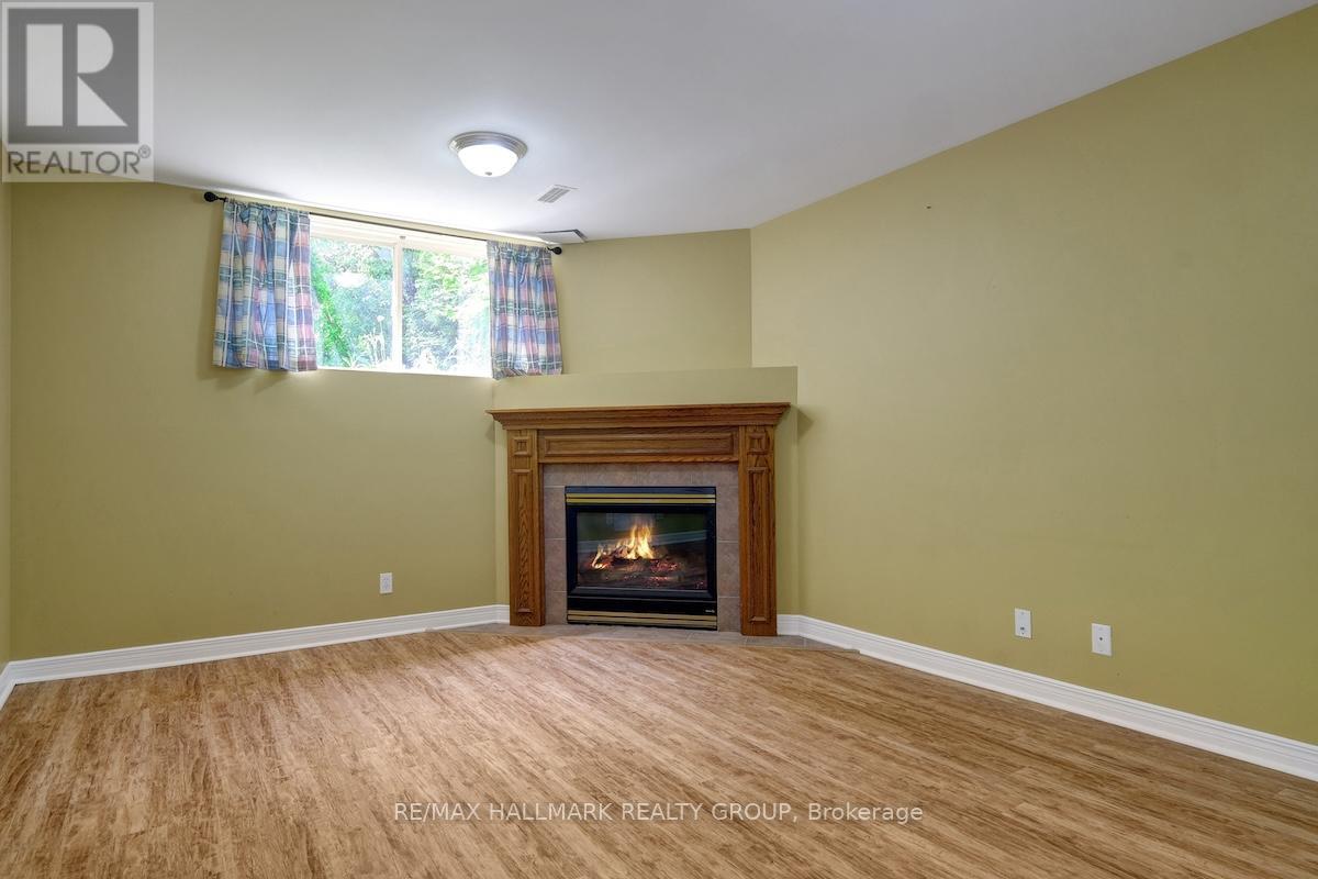 10 Sonata Place, Ottawa, Ontario  K1G 6H2 - Photo 24 - X12185080