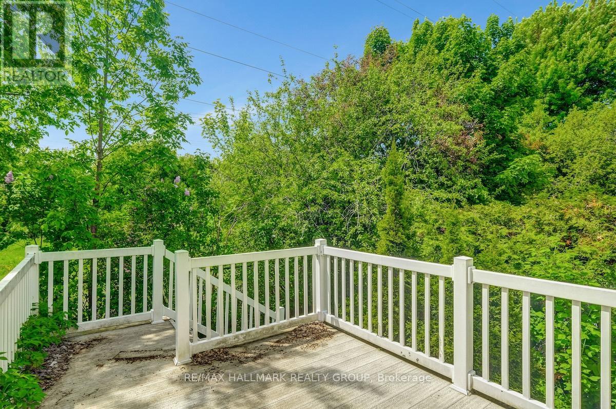 10 Sonata Place, Ottawa, Ontario  K1G 6H2 - Photo 27 - X12185080