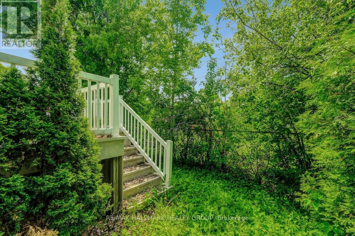 10 Sonata Place, Ottawa, Ontario  K1G 6H2 - Photo 28 - X12185080