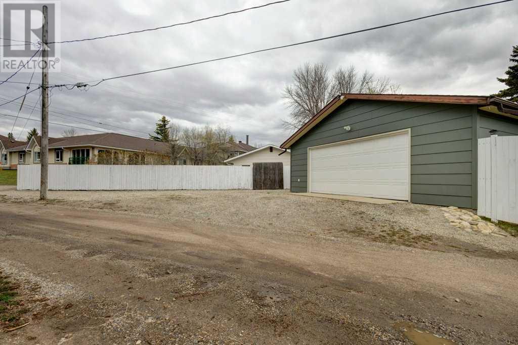 33 Wheatland Place, Strathmore, Alberta  T1P 1A5 - Photo 30 - A2216126