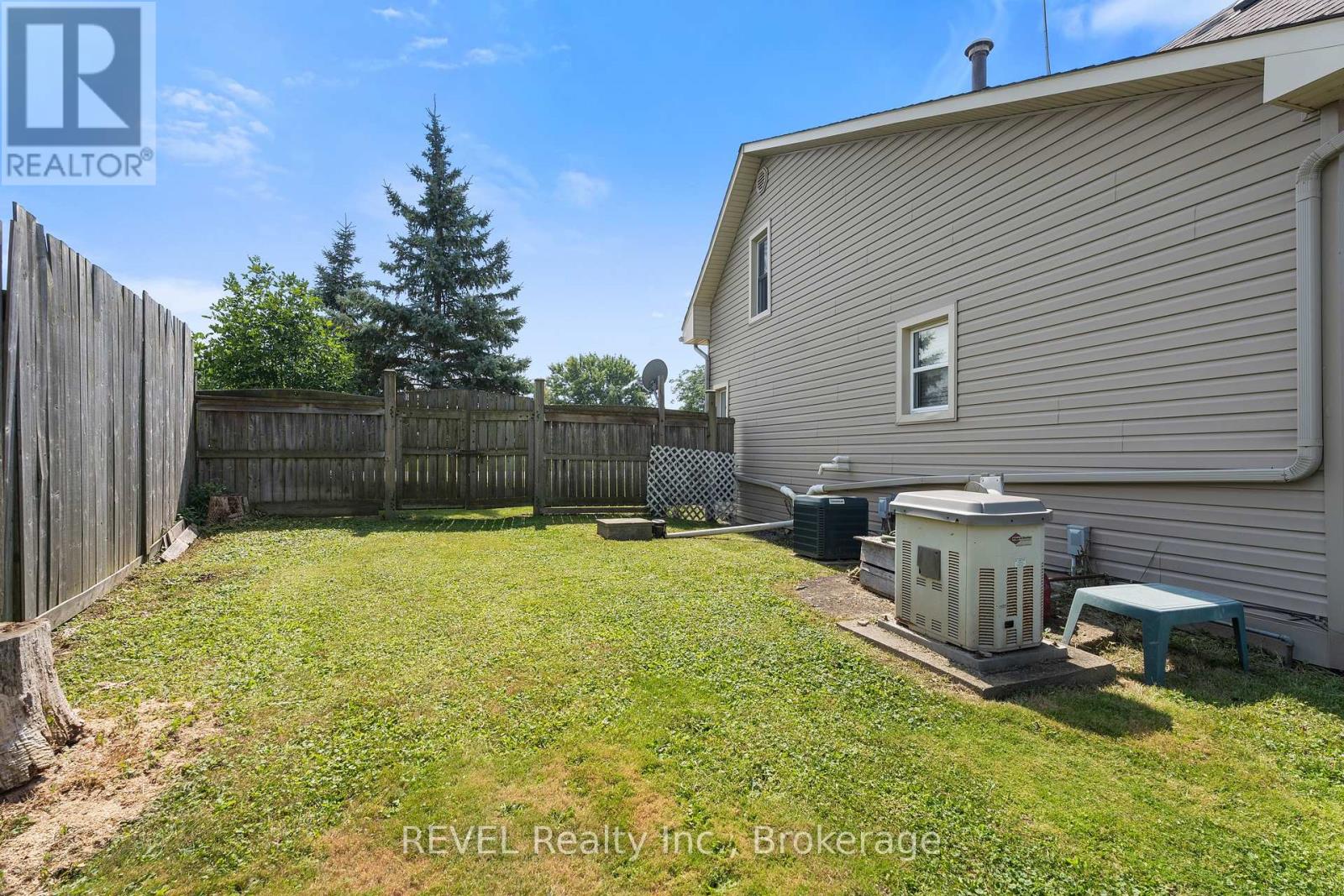 703 Smithville Road, West Lincoln, Ontario  L0R 2J0 - Photo 23 - X12185122