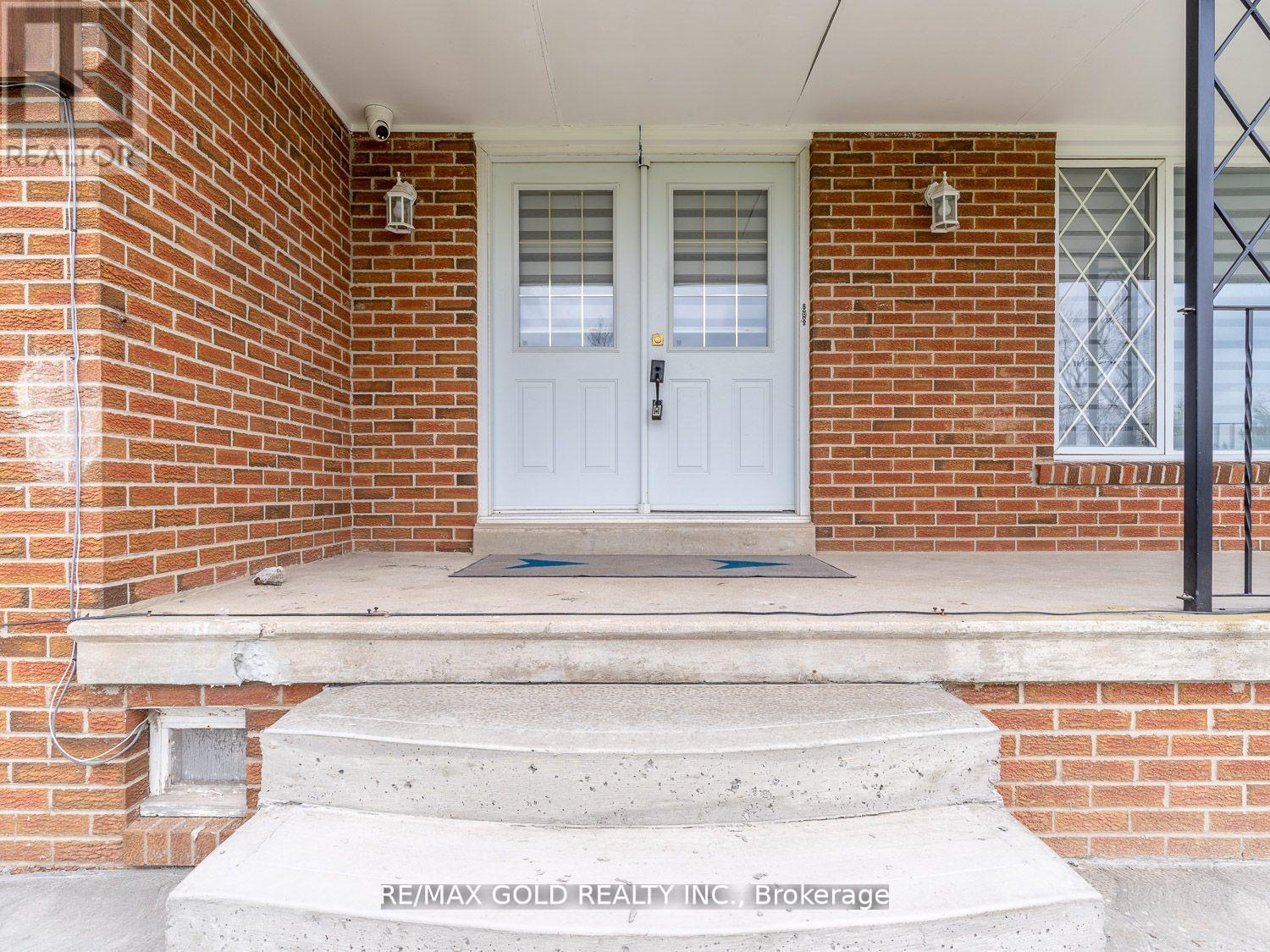 Property at 20205 KENNEDY ROAD image 2