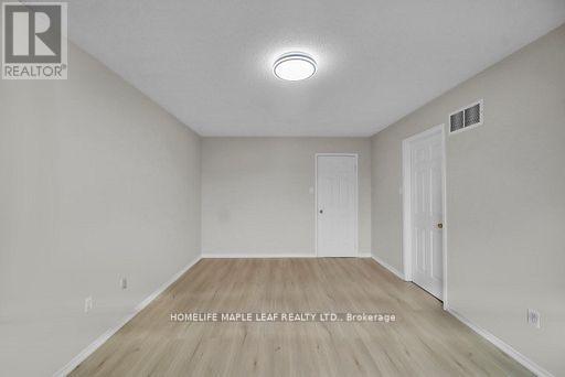 33 Kitto Court, Brampton, Ontario  L6Y 5B1 - Photo 19 - W12185035