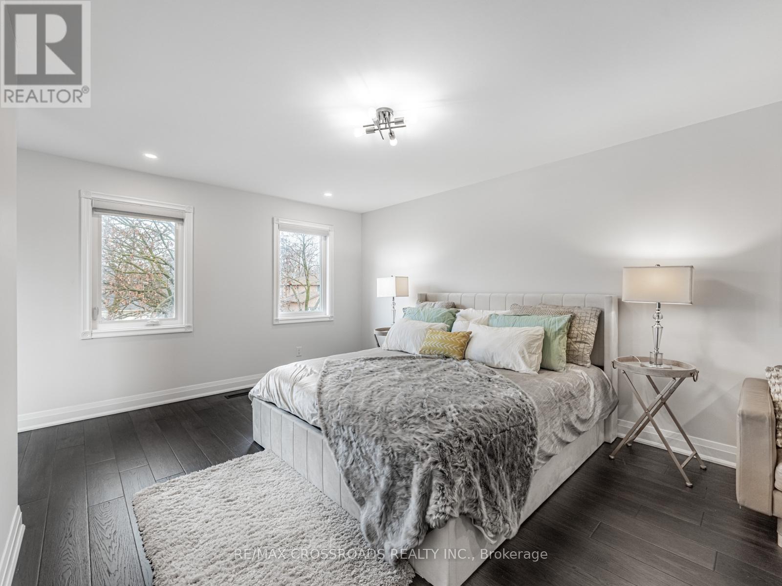 4469 Beacon Lane, Mississauga, Ontario  L5C 4K9 - Photo 21 - W12185037