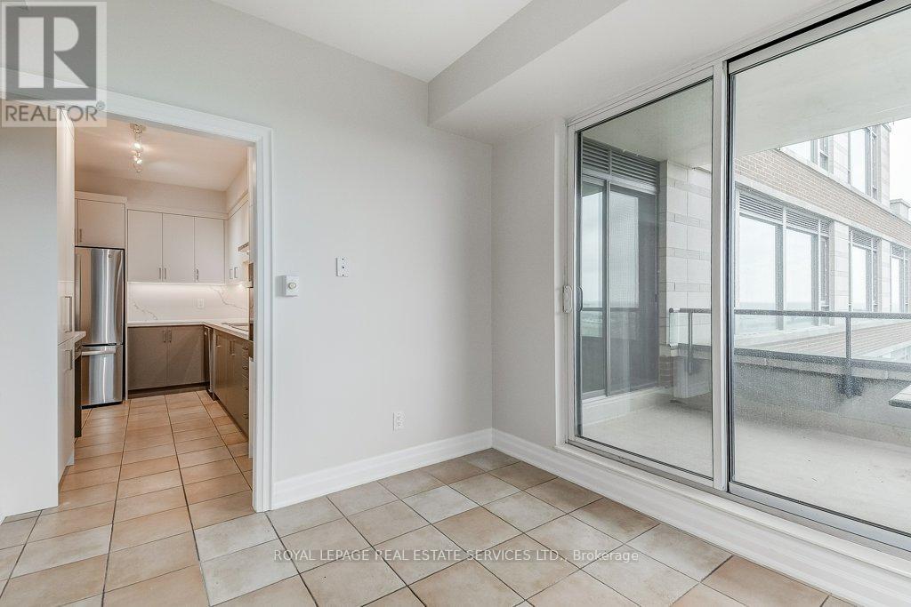 406 - 65 Port Street E, Mississauga, Ontario  L5G 4V3 - Photo 17 - W12185039