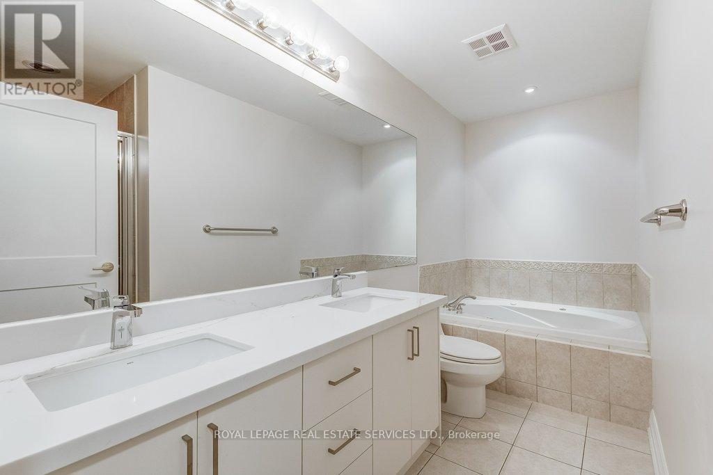 406 - 65 Port Street E, Mississauga, Ontario  L5G 4V3 - Photo 24 - W12185039