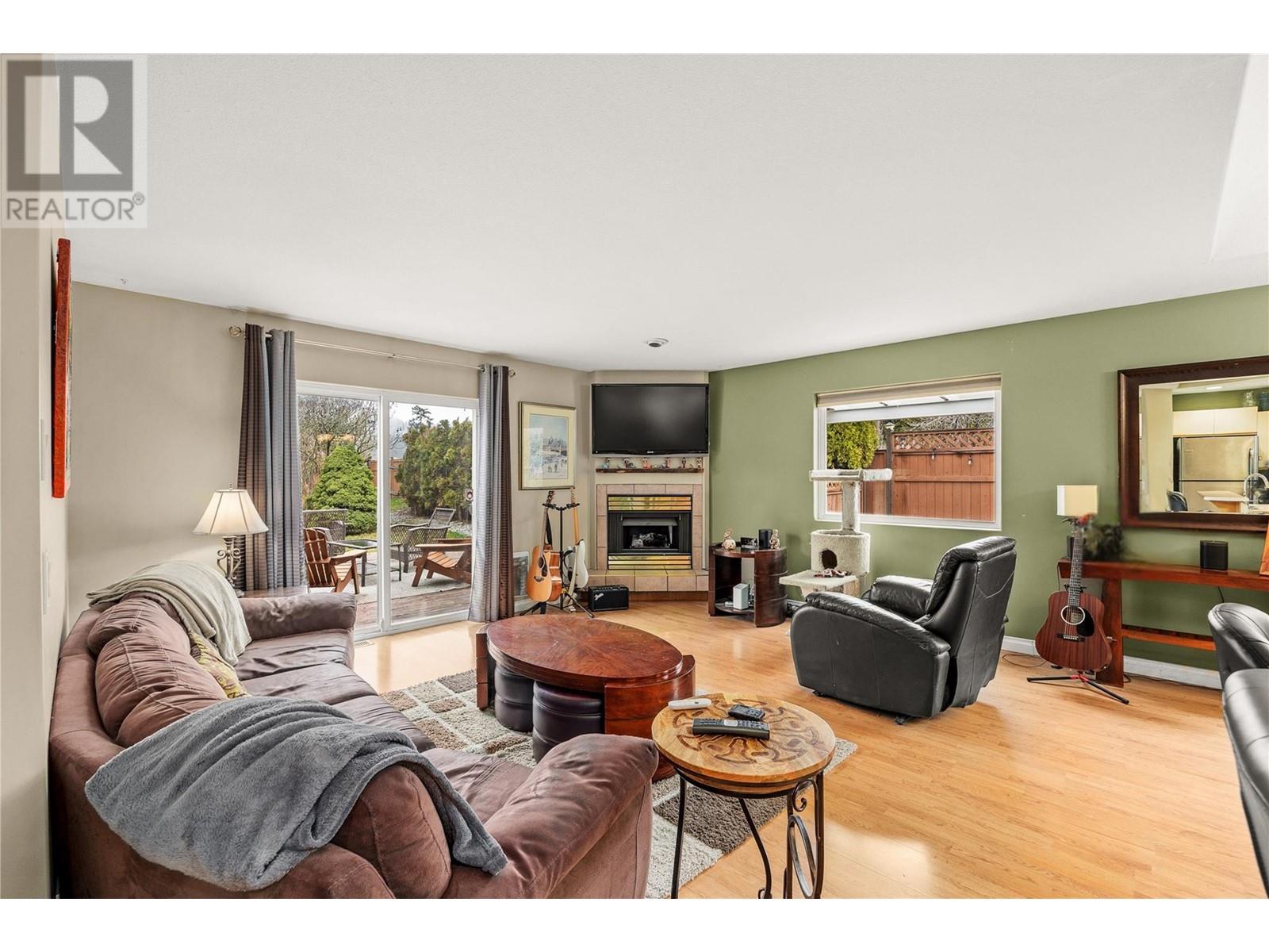 100 Verna Court, Kelowna, British Columbia
