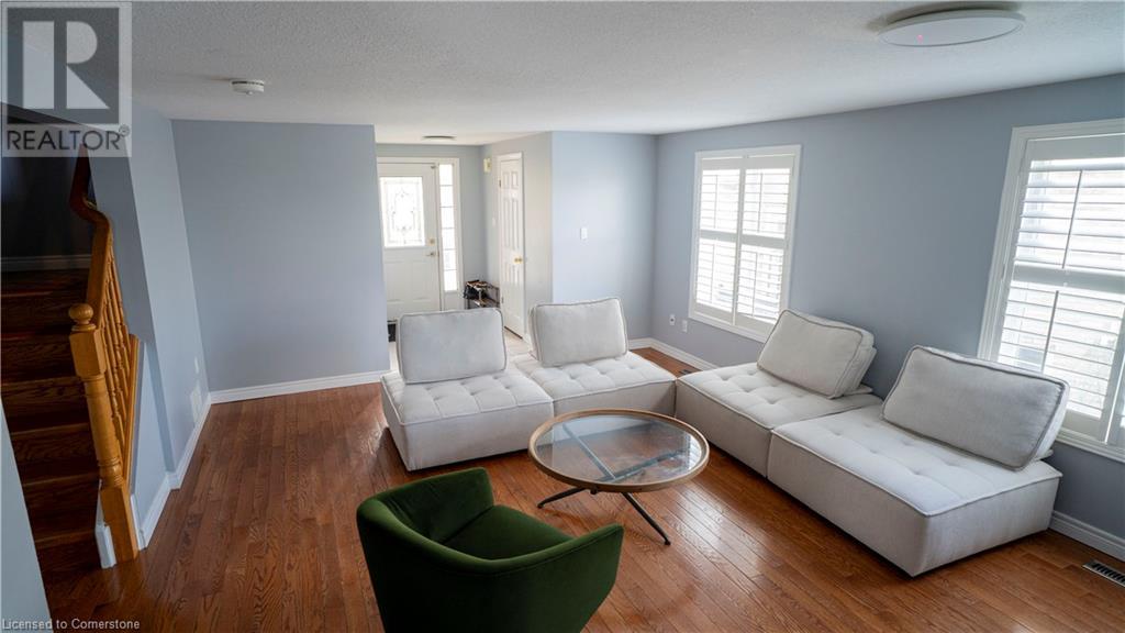 53 Sandwell Court W, Kitchener, Ontario N2A 4H9 - Photo 12 - 40735183