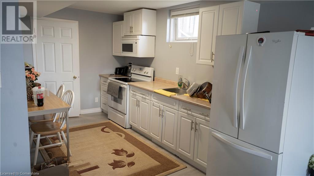 53 Sandwell Court W, Kitchener, Ontario N2A 4H9 - Photo 26 - 40735183