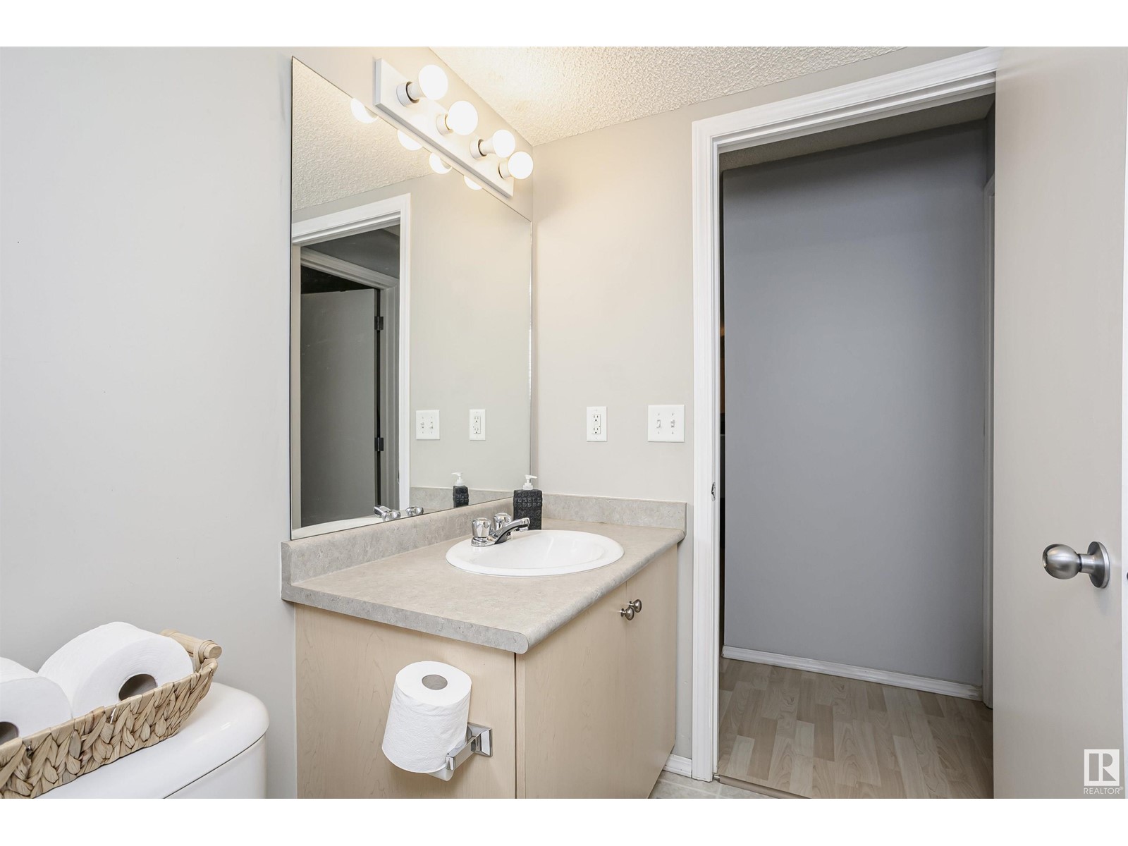 #2305 11214 80 St Nw, Edmonton, Alberta  T5B 4X5 - Photo 23 - E4439481