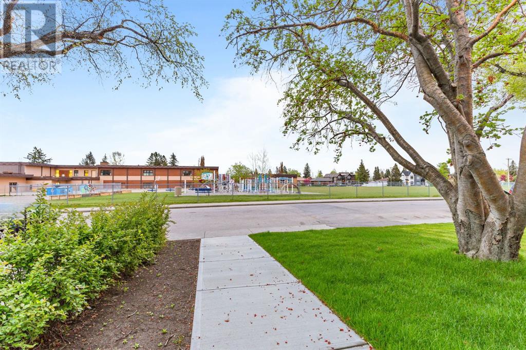 3017 36 Street Sw, Calgary, Alberta  T3E 3A2 - Photo 7 - A2207112