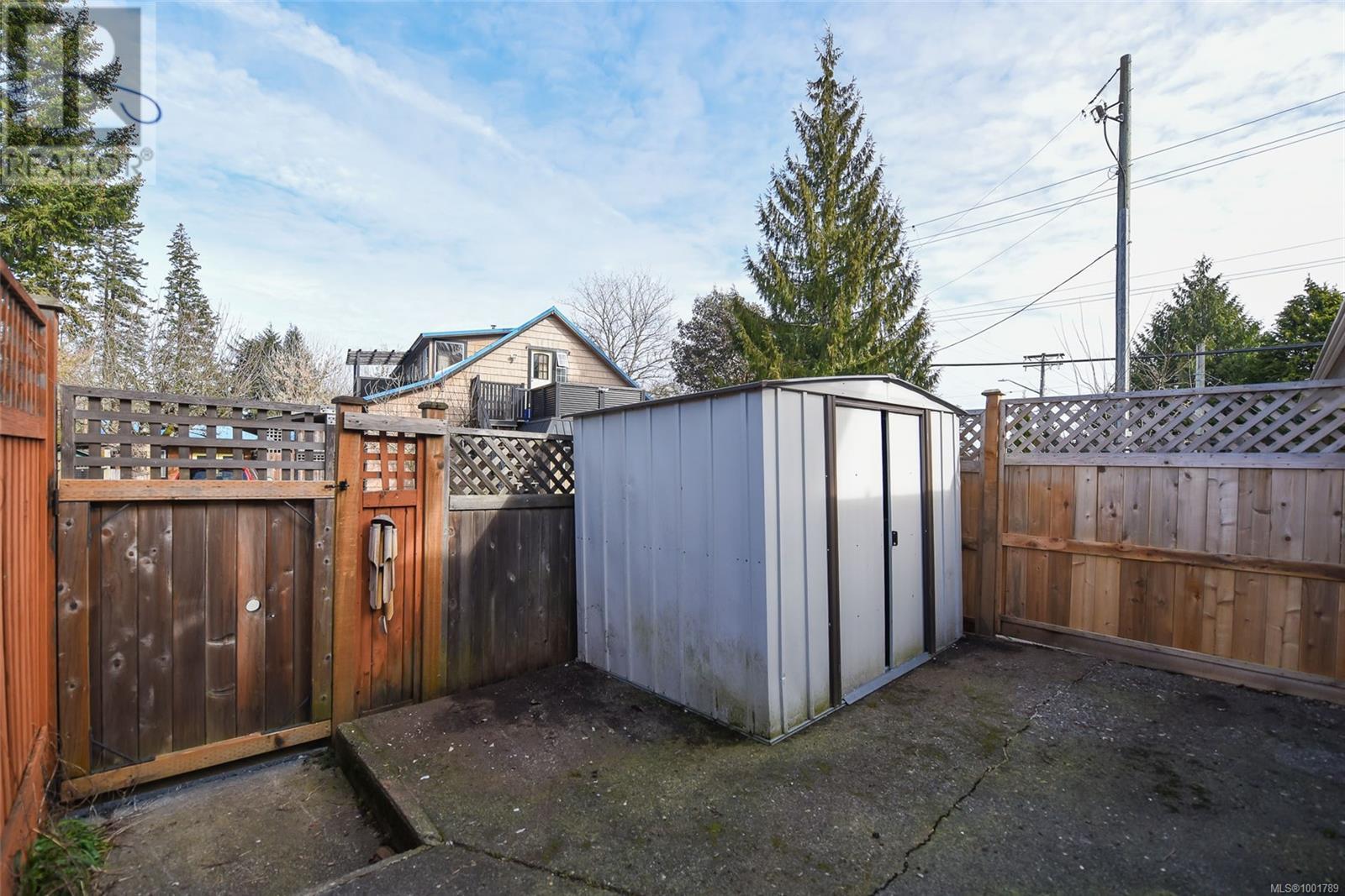 Property at 1B 851 5th St image 5