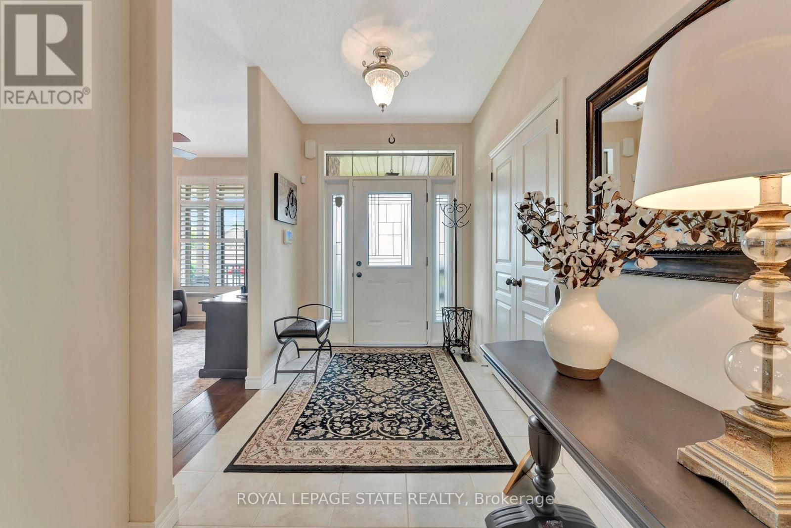 Property at 58 COTTONWOOD STREET image 4