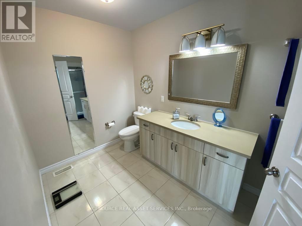 14 Fieldstone Drive, Greater Sudbury, Ontario  P3B 0C4 - Photo 5 - X12185032