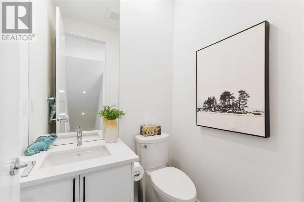 Property at 304 Greenbriar Common NW image 5