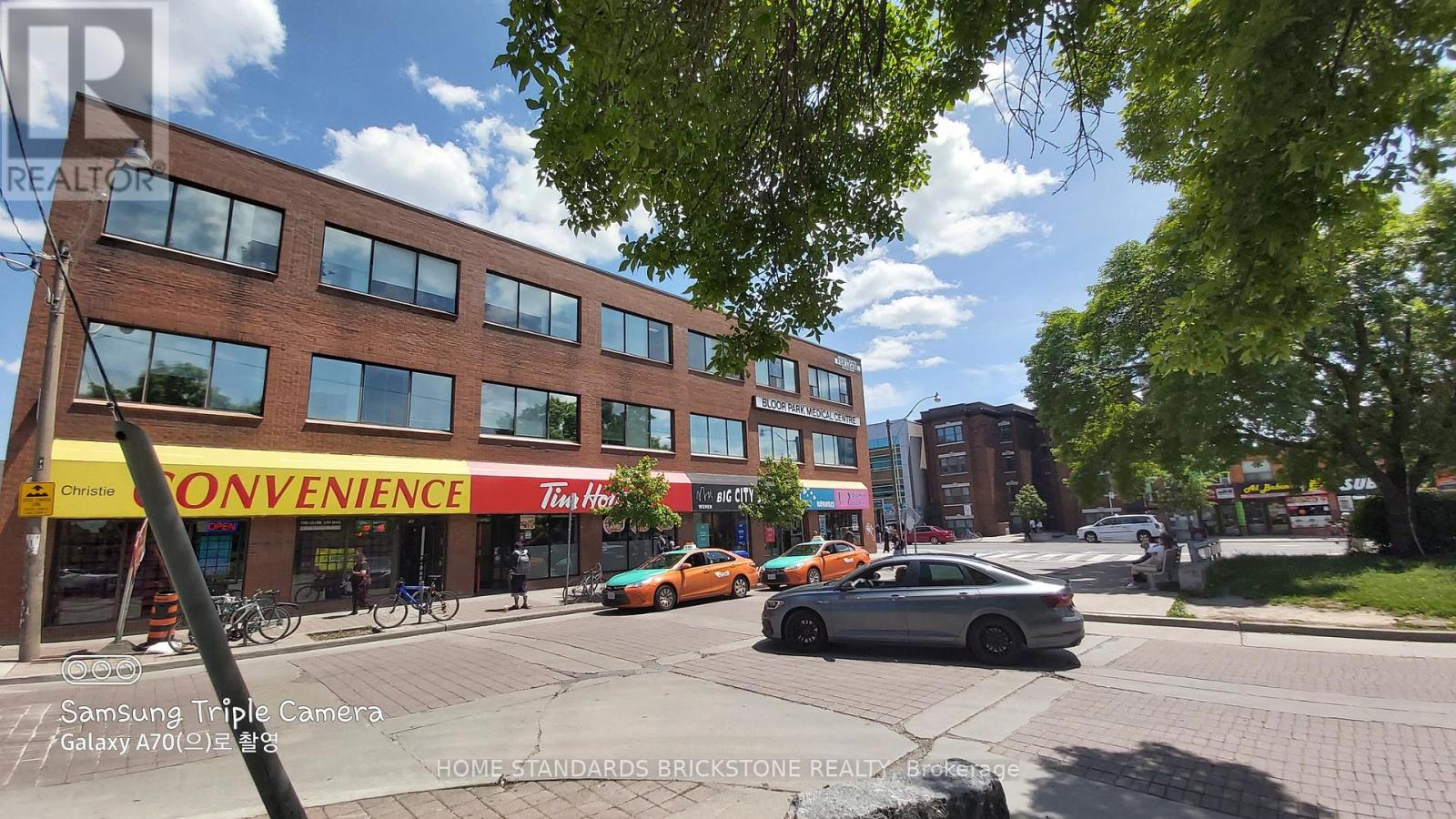 100 - 721 Bloor Street W, Toronto, Ontario  M6G 1L5 - Photo 10 - C11898170