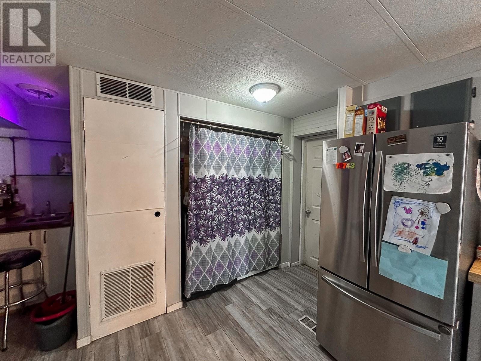 5586 103 Mile Lake Road, 103 Mile House, British Columbia  V0K 2E1 - Photo 19 - R3009244