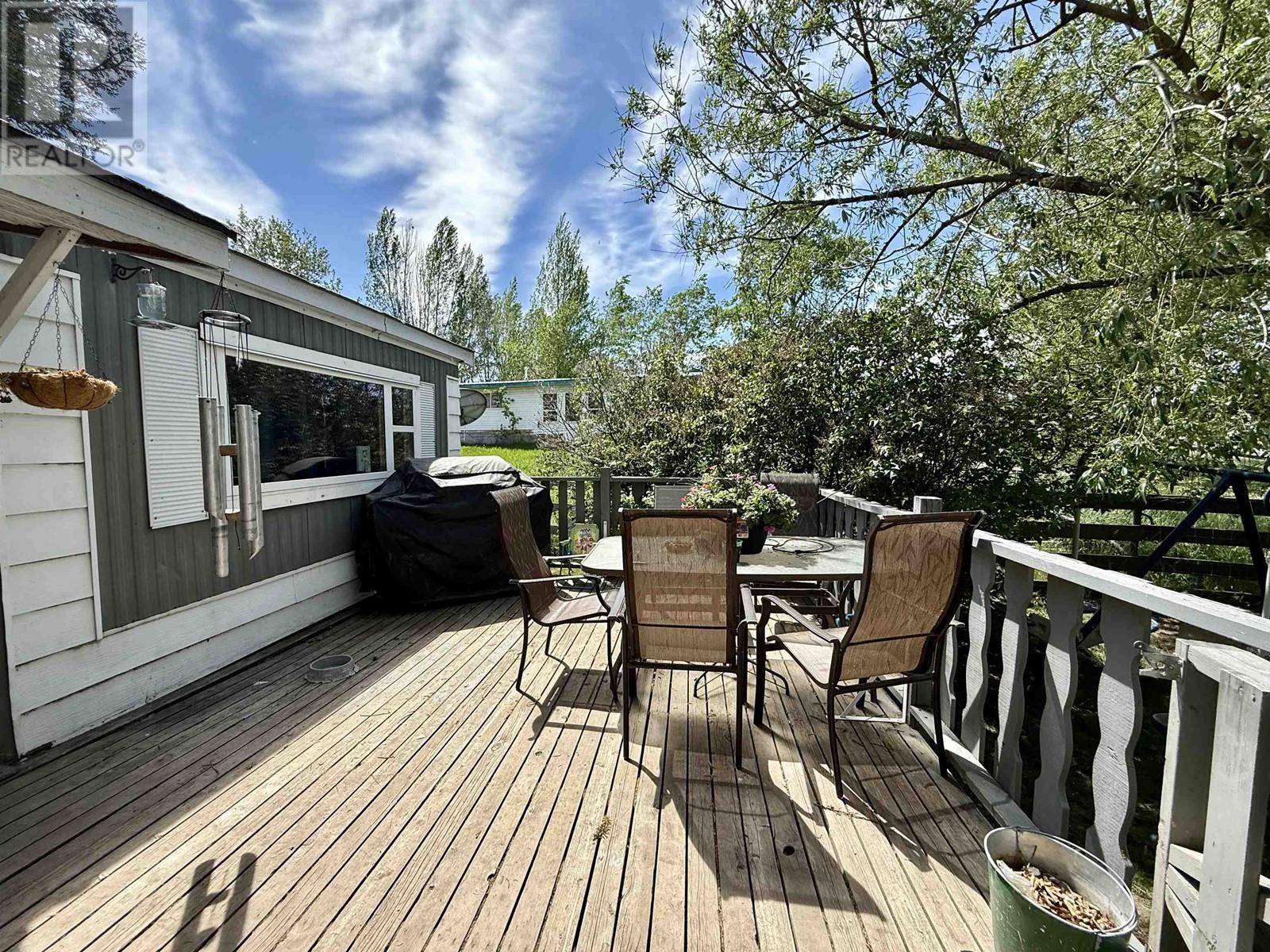 5586 103 Mile Lake Road, 103 Mile House, British Columbia  V0K 2E1 - Photo 4 - R3009244