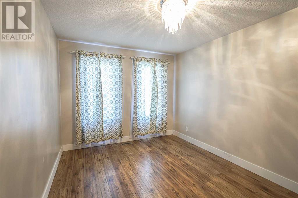 53 Sage Bank Crescent Nw, Calgary, Alberta  T3R 0J2 - Photo 32 - A2225454