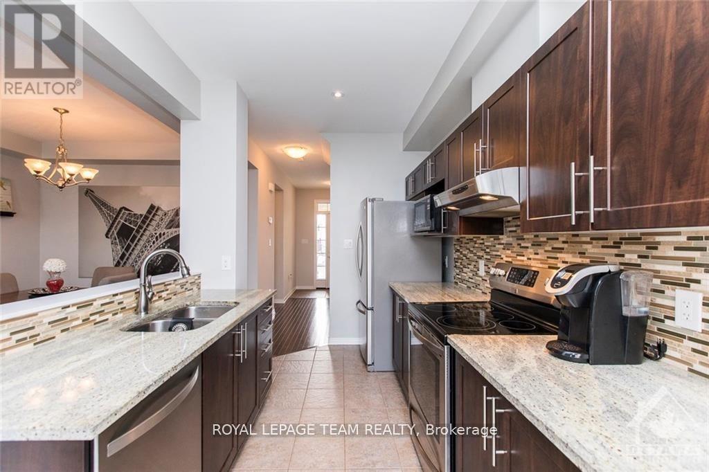 114 Laramie Crescent, Ottawa, Ontario  K2J 5Z8 - Photo 9 - X12183343
