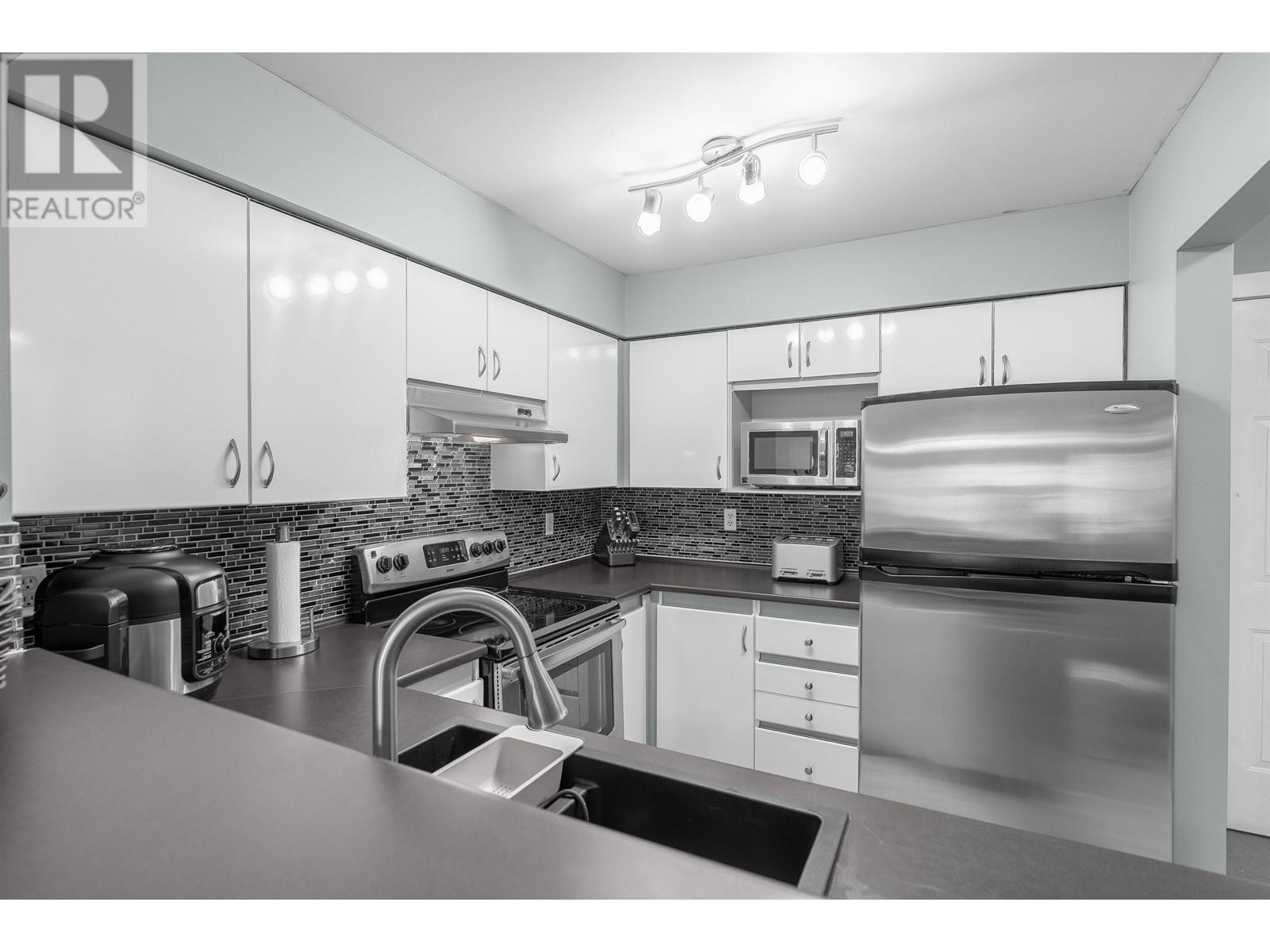 305 1200 Eastwood Street, Coquitlam, British Columbia  V3B 7R9 - Photo 18 - R2987570