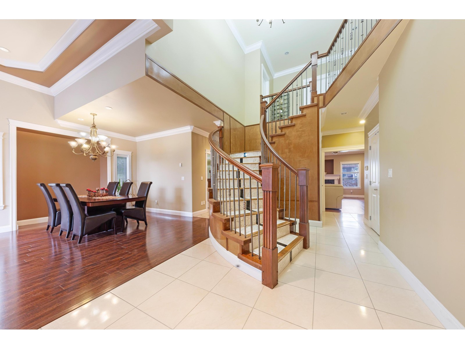 12646 60a Avenue, Surrey, British Columbia  V3X 0A7 - Photo 6 - R3009167