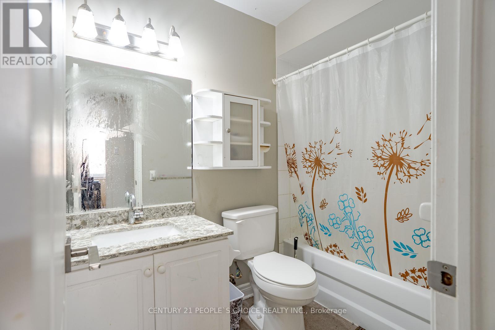 32 Pressed Brick Drive, Brampton (Brampton North), Ontario  L6V 4K3 - Photo 24 - W12162293