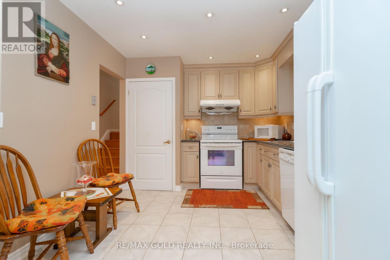 57 Cathcart Crescent, Brampton, Ontario  L6T 2A4 - Photo 15 - W12168821