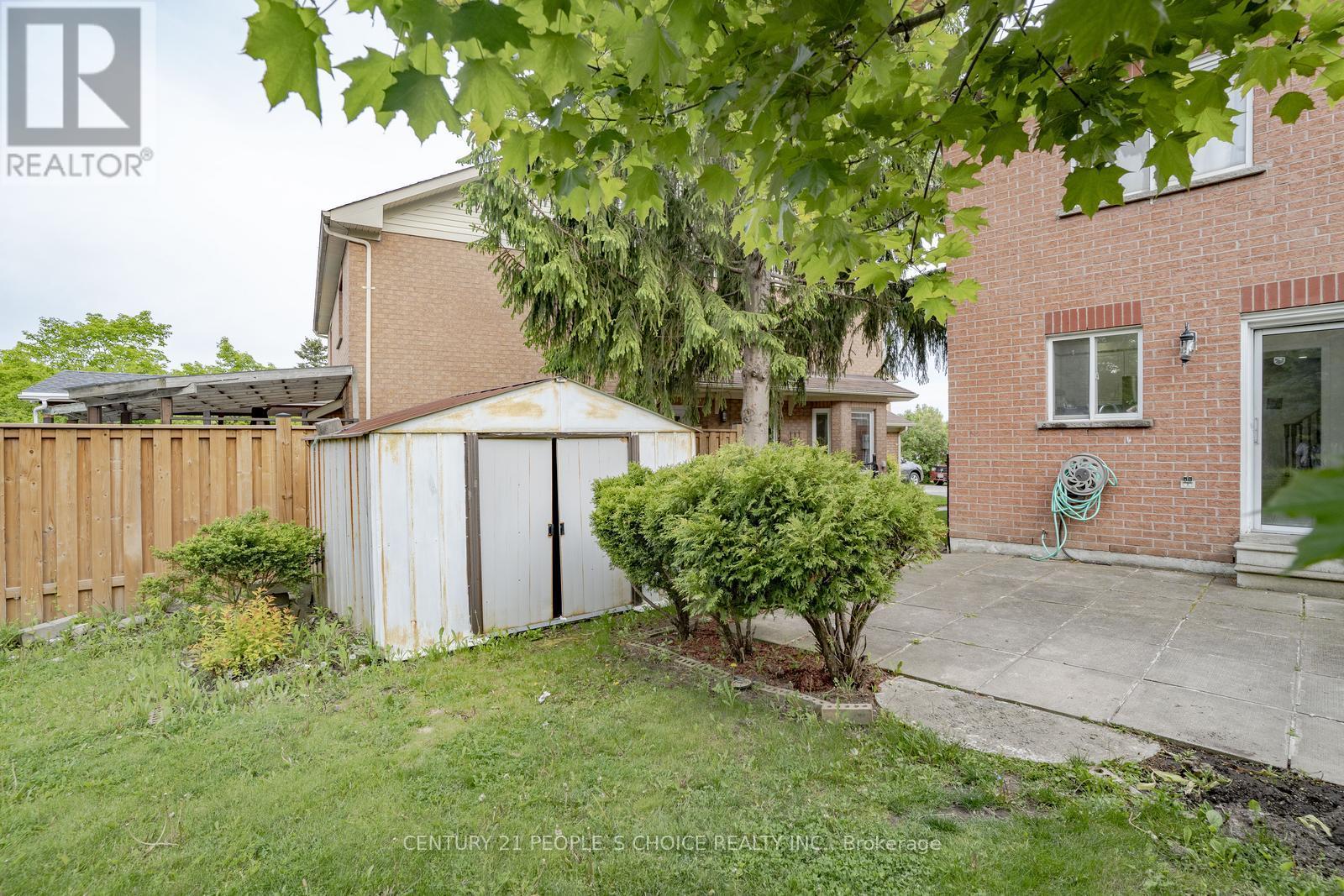 32 Pressed Brick Drive, Brampton (Brampton North), Ontario  L6V 4K3 - Photo 37 - W12162293