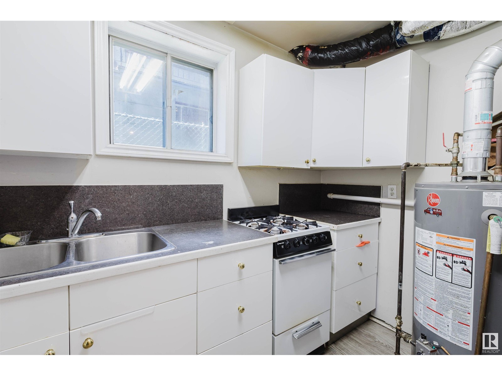 8504 98 St Nw, Edmonton, Alberta  T6E 3M3 - Photo 28 - E4439485
