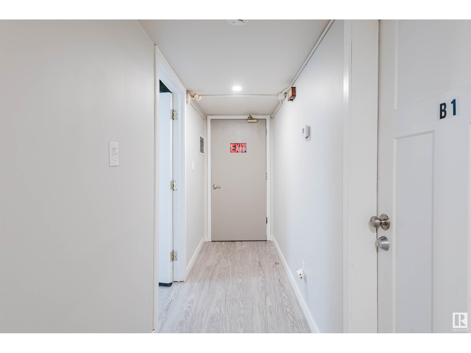 8504 98 St Nw, Edmonton, Alberta  T6E 3M3 - Photo 40 - E4439485