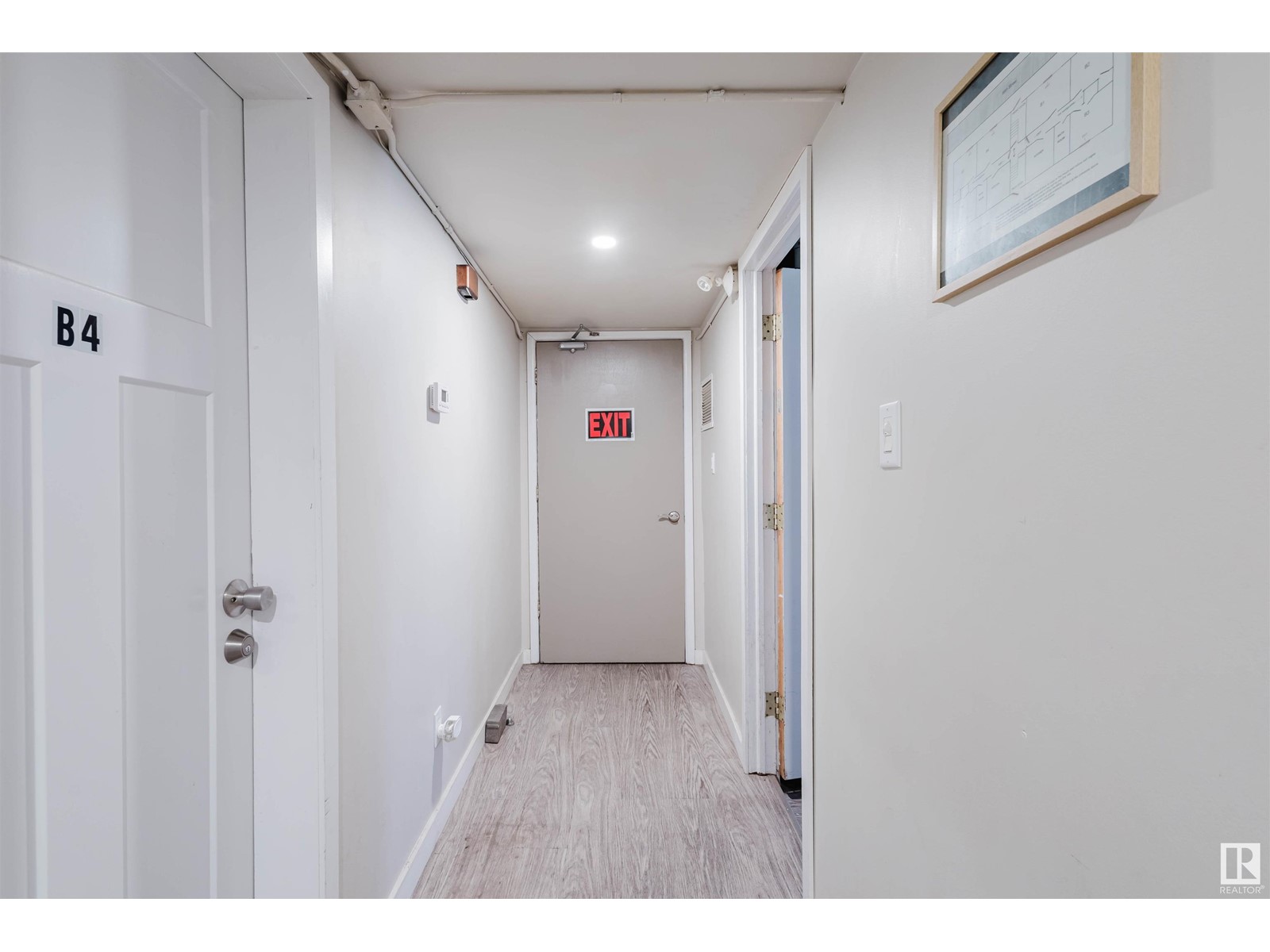 8504 98 St Nw, Edmonton, Alberta  T6E 3M3 - Photo 47 - E4439485