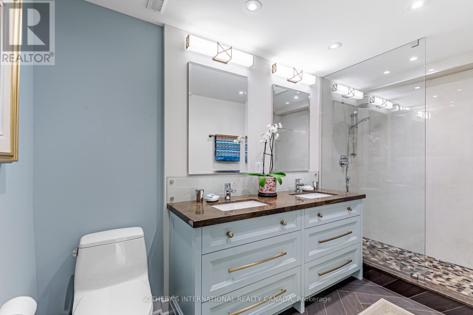 803 - 120 Rosedale Valley Road, Toronto, Ontario  M4W 1P8 - Photo 23 - C12185209