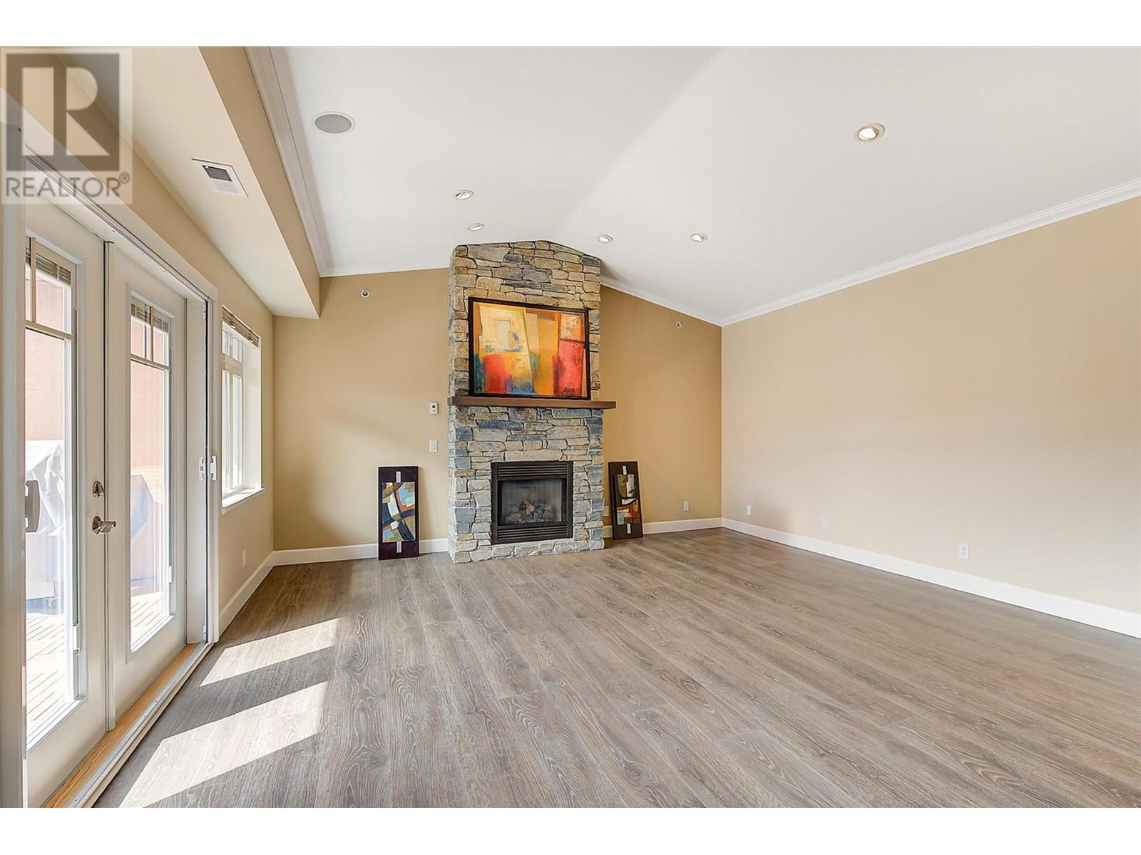 3996 Beach Avenue Unit# 314, Peachland, British Columbia  V0H 1X5 - Photo 24 - 10350057