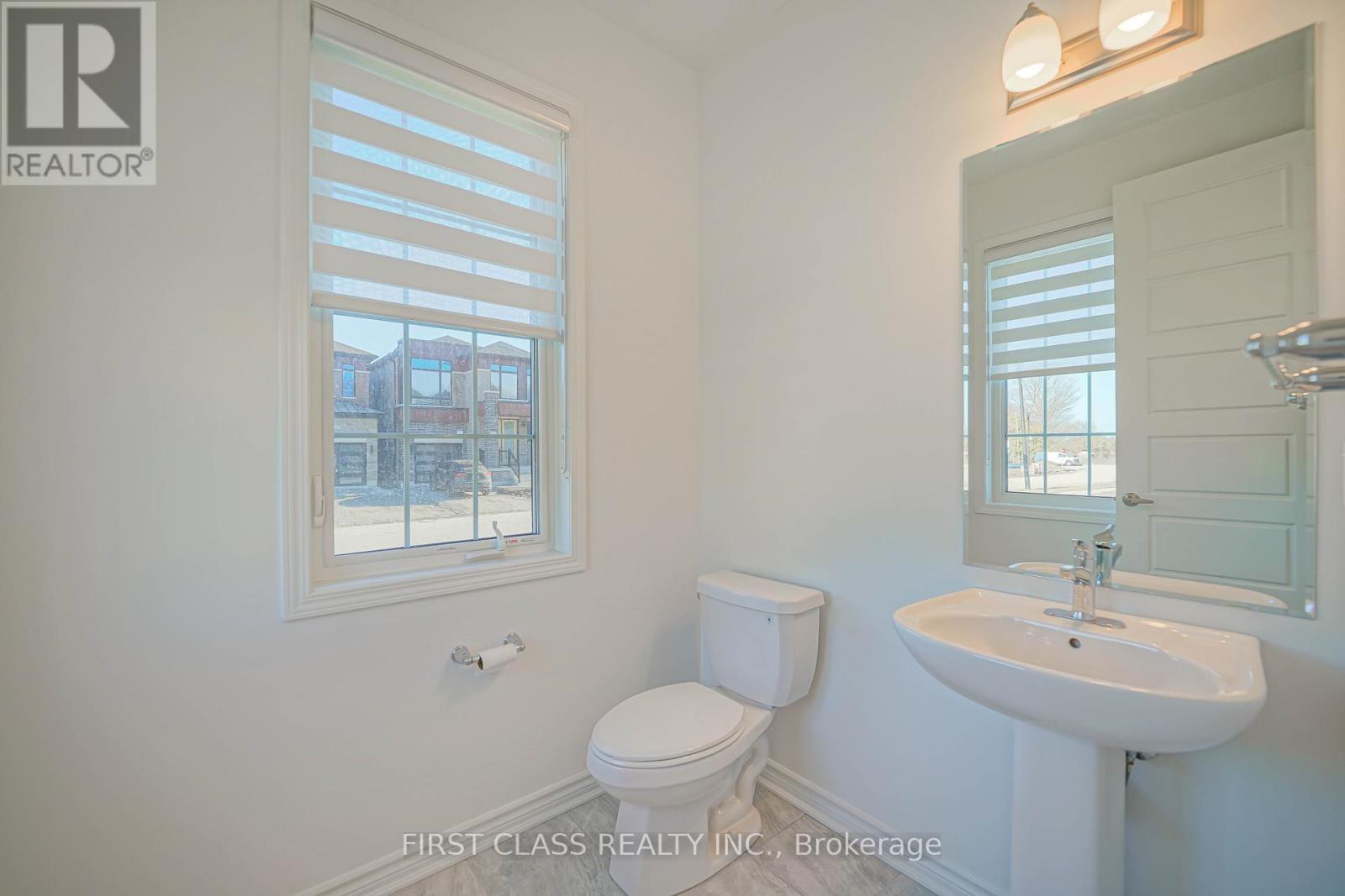 1913 Narcissus Gardens, Pickering, Ontario  L1Y 0B5 - Photo 14 - E12185116
