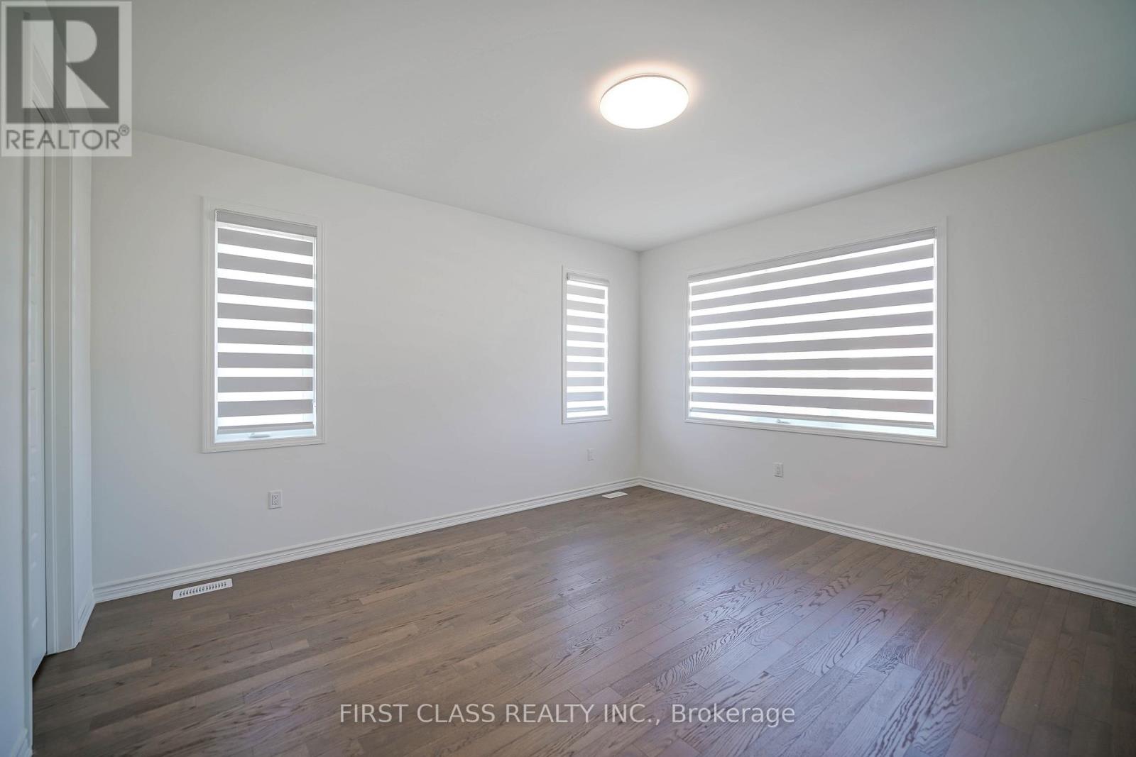 1913 Narcissus Gardens, Pickering, Ontario  L1Y 0B5 - Photo 17 - E12185116