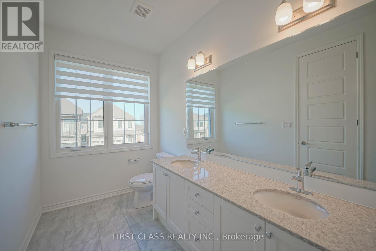 1913 Narcissus Gardens, Pickering, Ontario  L1Y 0B5 - Photo 19 - E12185116