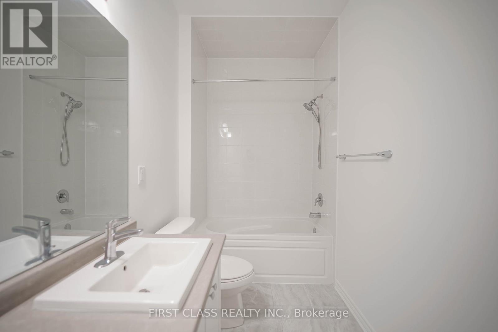 1913 Narcissus Gardens, Pickering, Ontario  L1Y 0B5 - Photo 26 - E12185116