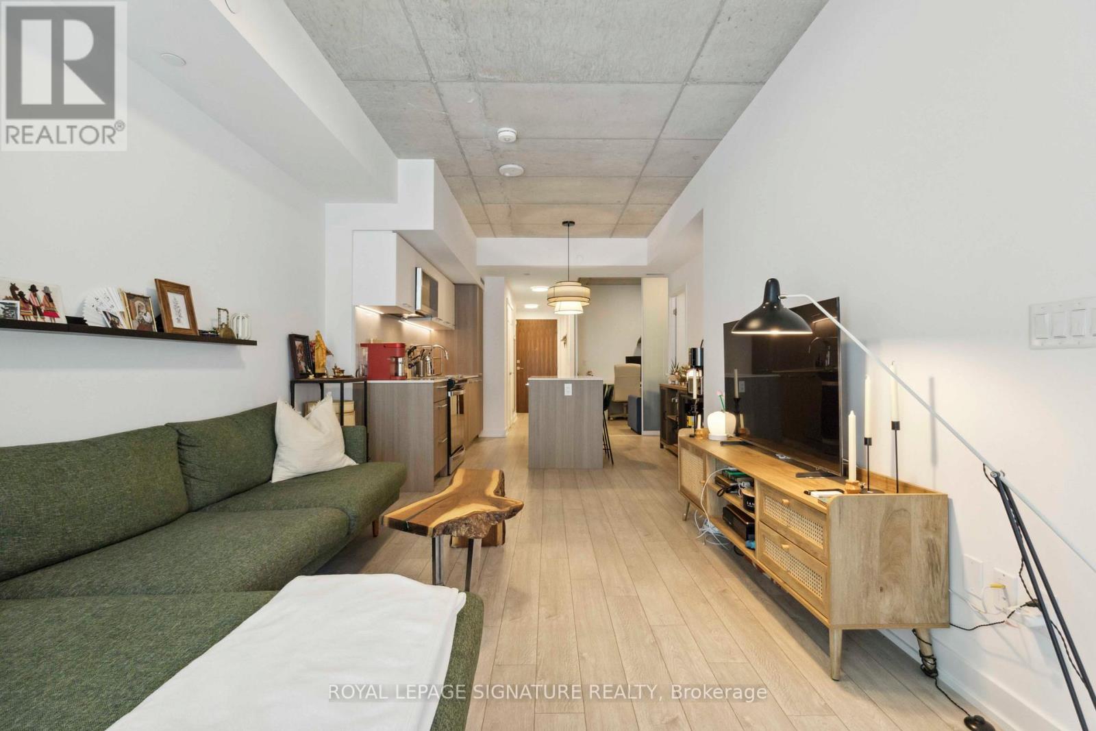 Property at 313 - 665 QUEEN STREET E image 5