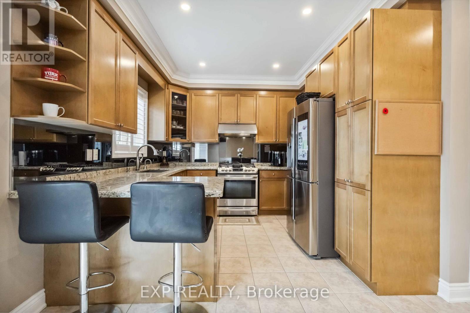 32 Albert Roffey Crescent, Markham, Ontario  L6B 0H1 - Photo 19 - N12185134