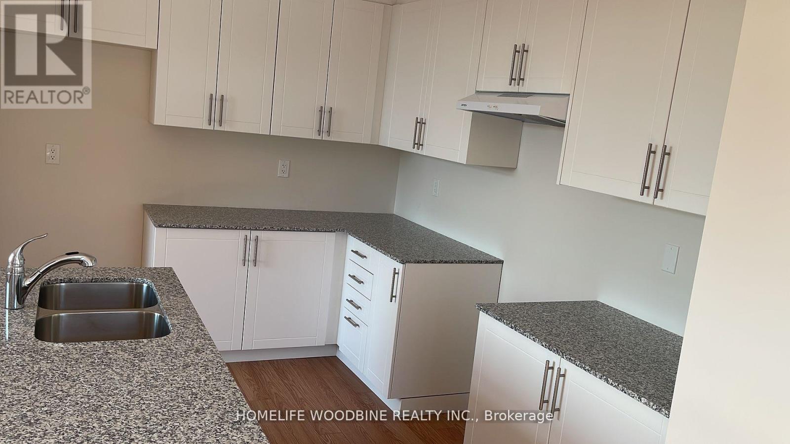 Property at 43 - 30 CHIFFON STREET image 3
