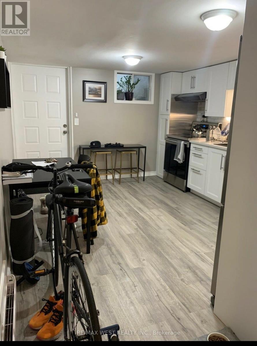 Basement - 72 St Clarens Avenue, Toronto (Little Portugal), Ontario  M6K 2S5 - Photo 5 - C12185151