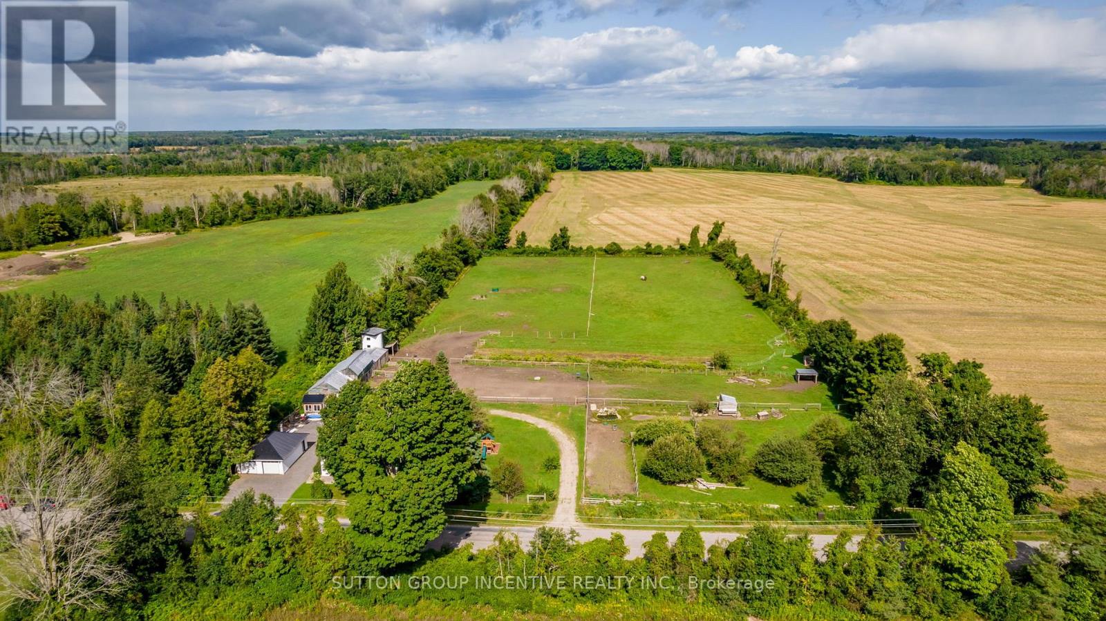 665 4 Line S, Oro-Medonte, Ontario  L0L 2L0 - Photo 3 - S12185111