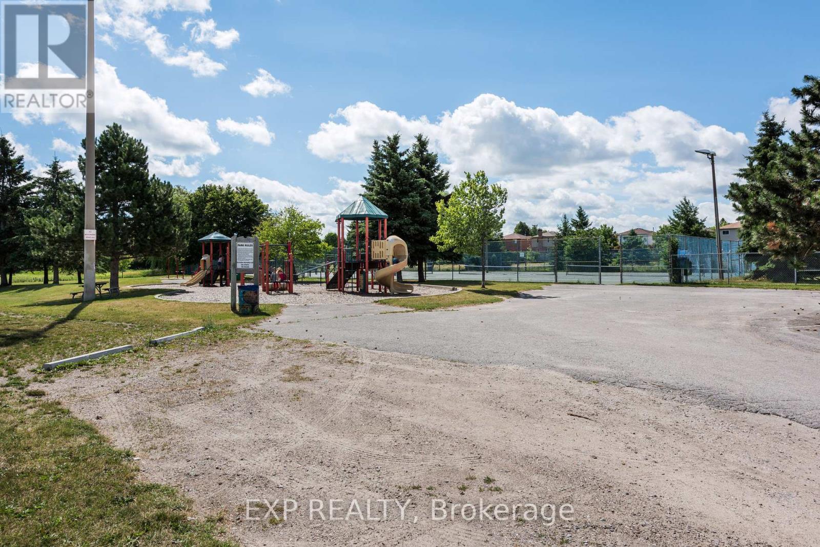 17 Orok Lane, Barrie, Ontario  L4M 6H4 - Photo 25 - S12086086