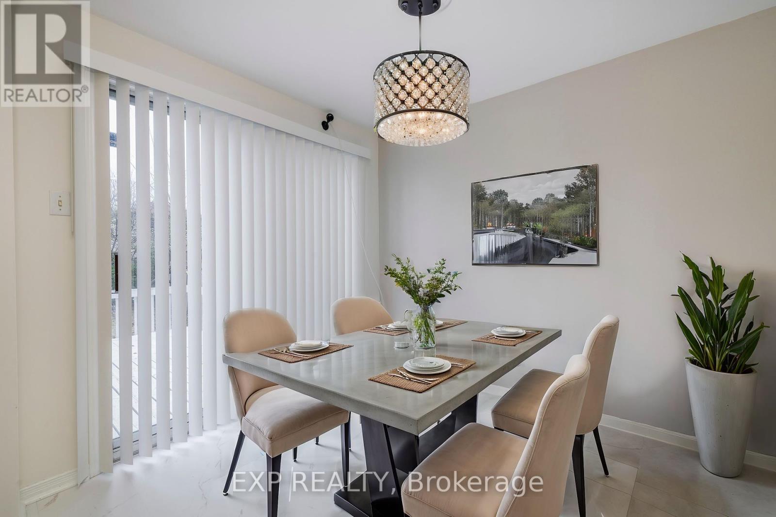 17 Orok Lane, Barrie, Ontario  L4M 6H4 - Photo 6 - S12086086